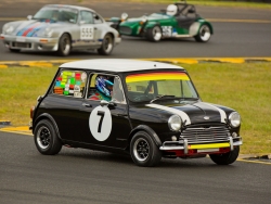 historic-racing-sydney-motorsport-park-Daniel-Walters-5