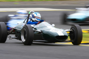 historic-racing-sydney-motorsport-park-jeremy-dale-13