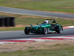 2017-autumn-festival-historic-racing-glenn-keating-35