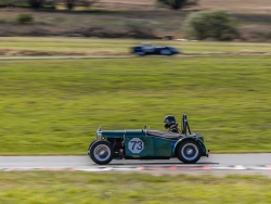 2017-autumn-festival-historic-racing-mike-fisher-17