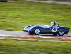 2017-autumn-festival-historic-racing-mike-fisher-21