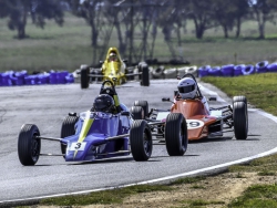 2017-autumn-festival-historic-racing-steve-koen-3