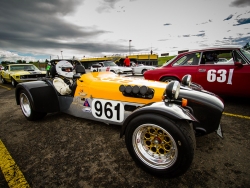 historic-racing-sydney-motorsport-park-dan-stoodley-12